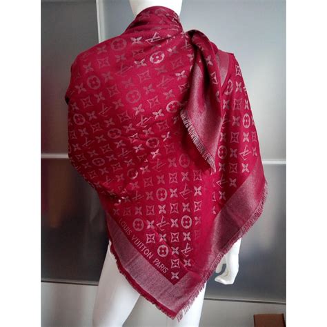 louis vuitton shawl bruin|Louis Vuitton silk scarf women's.